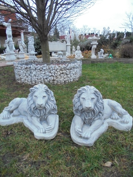 Gartenfiguren, Löwenpaar liegend, Park & Gartendekoration, Steinfiguren, Skulpturen