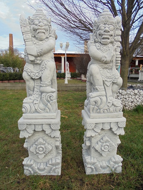 Gartenfiguren Set mit Sockel "Indische Krieger" Park & Gartendekoration, Bali Krieger, Steinfigur, Statue, Torwäc