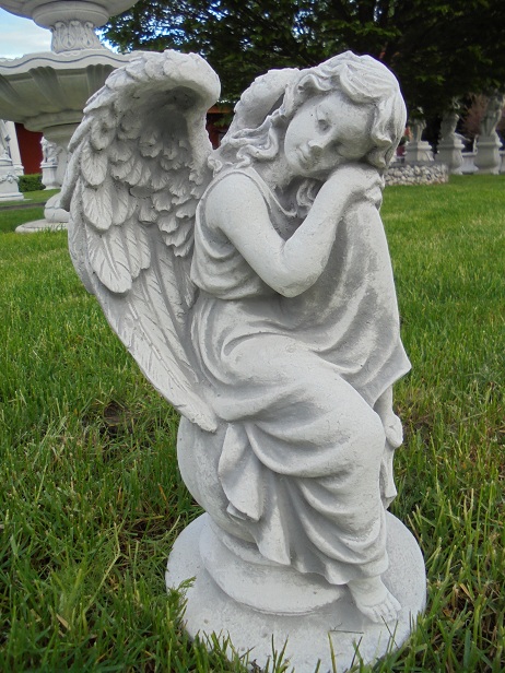 Engel auf Kugel, Gartenfigur, Statue, Park & Gartendekoration