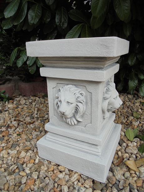 Sockel für Steinfiguren, Löwen, Steinsockel, Gartendekoration