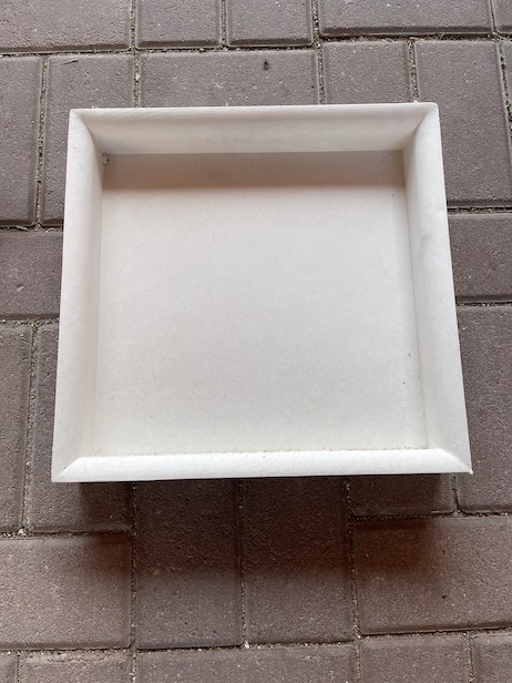 Untersetzer für Pflanzvasen / Untersetzer Wasserschale ca. 33,5 x 33,5 cm