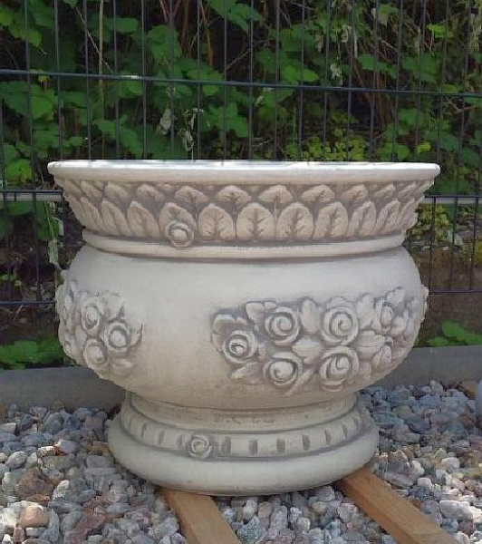 vase / planter for garden or patio 43 cm