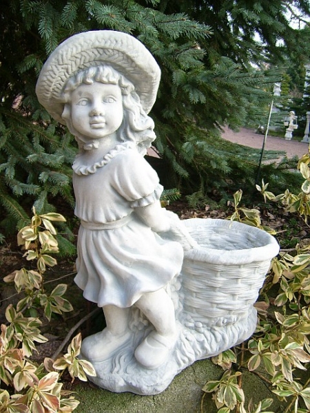 Gartenfigur, Mädchen mit Korb zum bepflanzen, Höhe: 63,5 cm, Park & Gartendekoration, Skulptur, Steinfigur, Steinguss