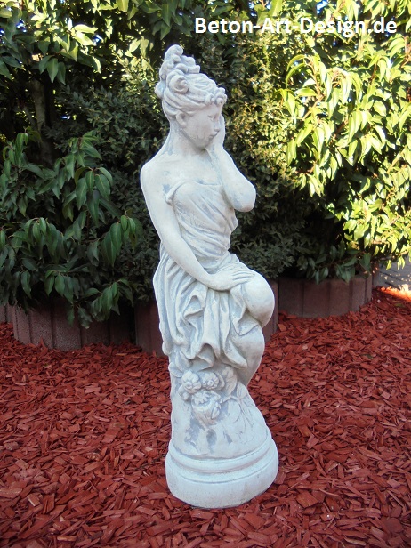 Gartenfigur, Statue "sitzende Frau" 68 cm hoch, Park & Gartendekoration, Skulptur, Steinguss, Steinfigur