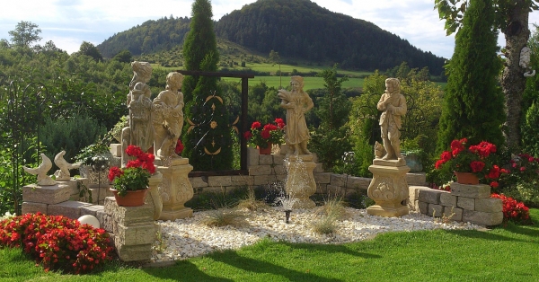 Gartenfigur, Sommerstatue "4 Jahreszeiten  II" 75 cm hoch, Skulptur, Park & Gartendekoration, Steinguss