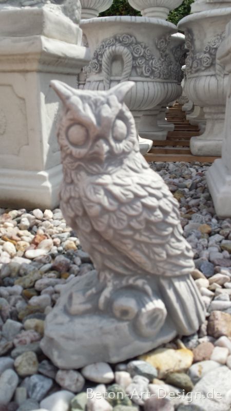 Garden figure "Owl" 29 cm high concrete Gartendeko