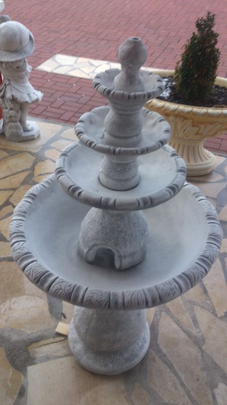 Garden fountain / stone fountain "Toscana" 136 cm