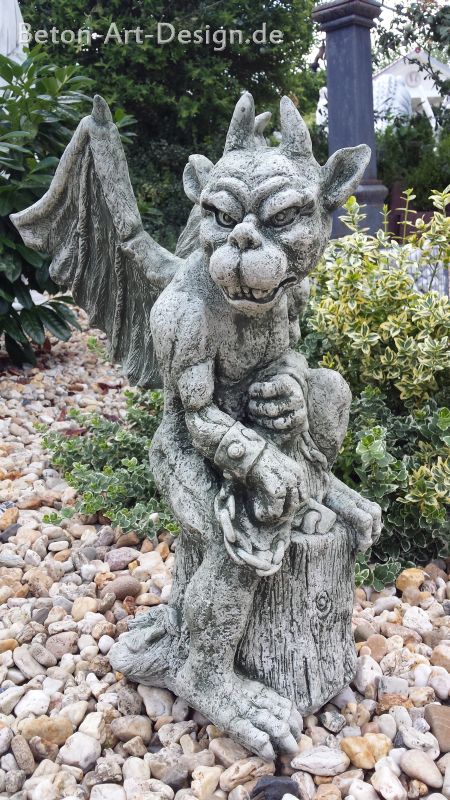great garden gargoyle figure 56 cm high - eye-catcher!