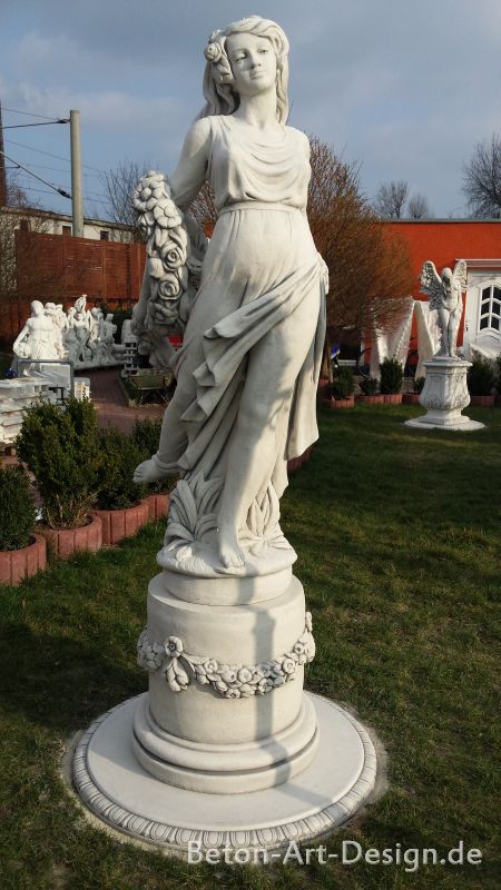 Gartenfiguren SET, Sockel und Figur, Frau mit Blumenranke, 225,5 cm hoch, Park & Gartendekoration, Steinguss