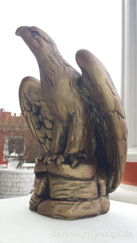 Adler, Gartenfigur aus Weissbeton 28,5 cm, Skulptur, Park & Gartendekoration, Steinfigur
