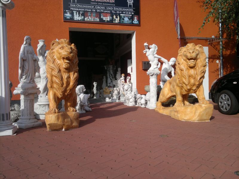 Gartenfigur Löwin mit zwei RabaukenStatue Skulptur Tierfigur Deko B 31 cm 