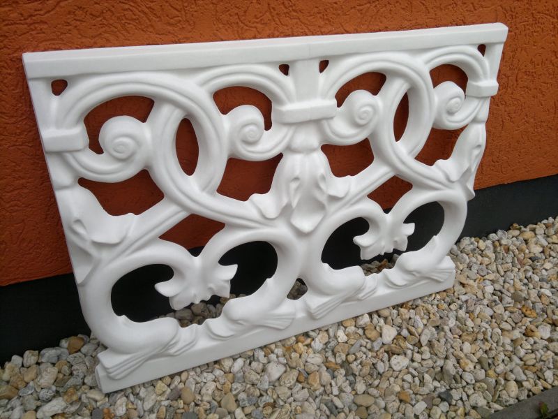 Decorative element for wall cladding / facade