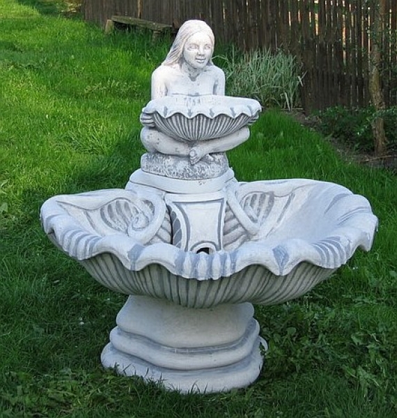 Gartenbrunnen, ovaler Wandbrunnen mit Brunnenschale und Mädchen, Park & Gartendekoration, Steinguss