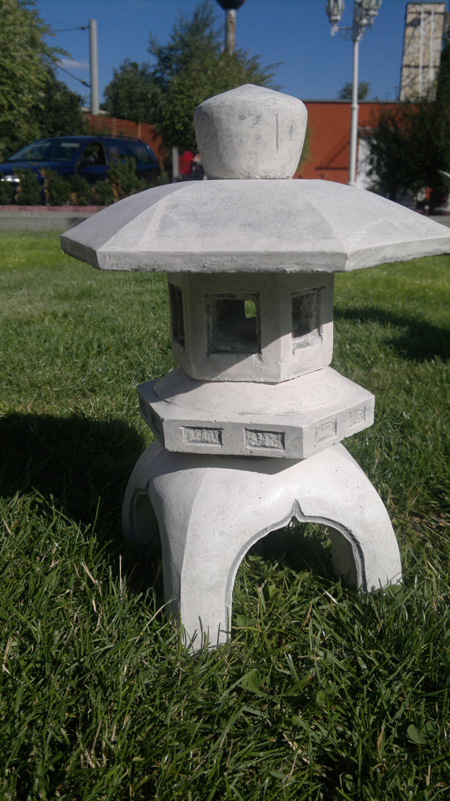 Japanlampe / Japanische Steinlaterne, Park & Gartendekoration, Steinguss