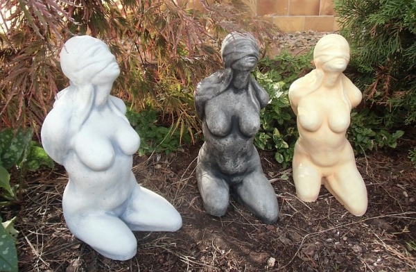 Gartenfigur "Frau mit verbundenen Augen" Steinfigur, Park & Gartendekoration, Skulptur, Steinguss