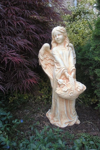 Gartenfigur, Engel mit Blumenkorb & Hasen, 62 cm hoch, Park & Gartendekoration, Steinfigur, Skulptur, Steinguss