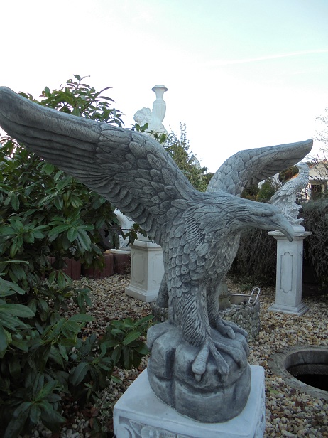 Gartenfigur, Steinfigur, Adler, Adlerfigur, 70 cm, Park & Gartendekoration, Steinguss, Statue